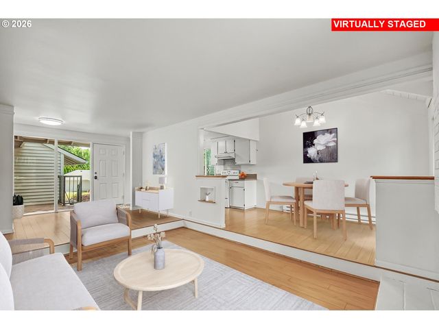 5545 Nw RIDGEMOOR Ct, Portland, OR 97229