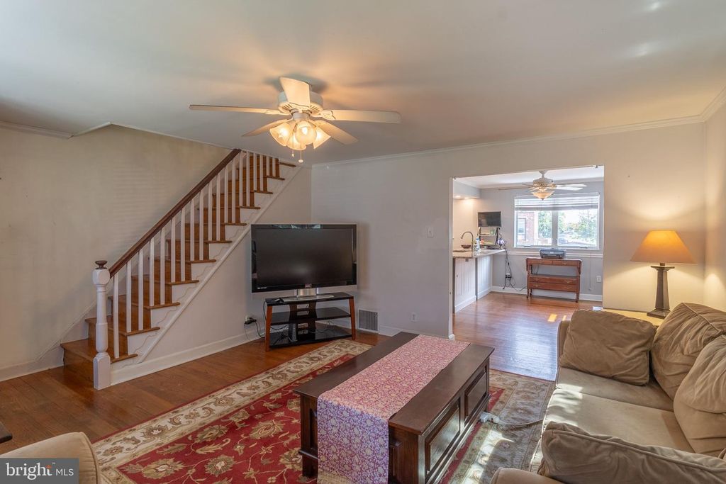 526 JANSEN AVE, ESSINGTON, PA 19029 — exterior