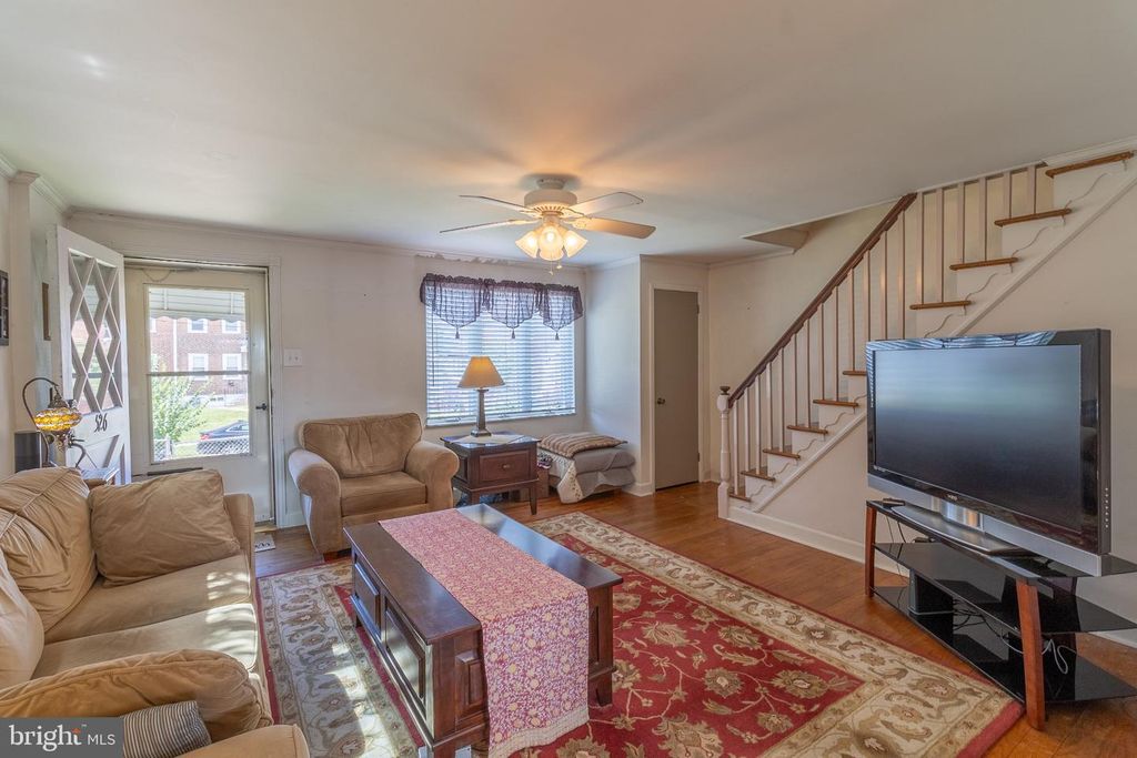 526 JANSEN AVE, ESSINGTON, PA 19029 — photo 2