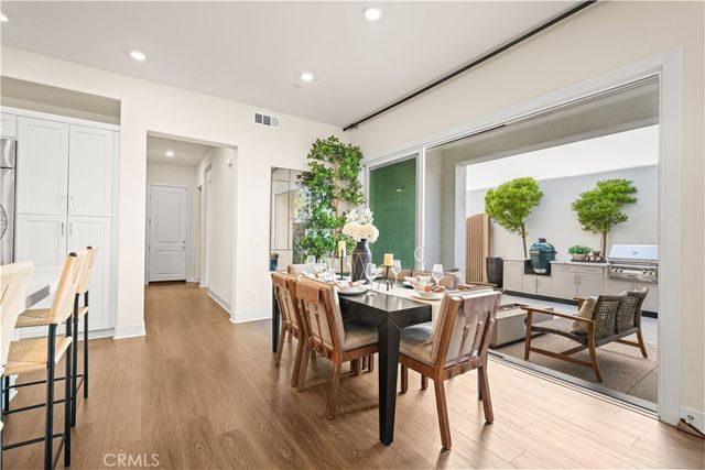 187 Sawbuck, Irvine, CA 92618