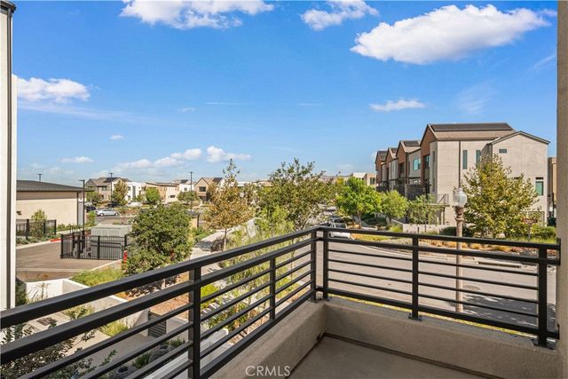 187 Sawbuck, Irvine, CA 92618