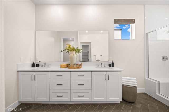 187 Sawbuck, Irvine, CA 92618