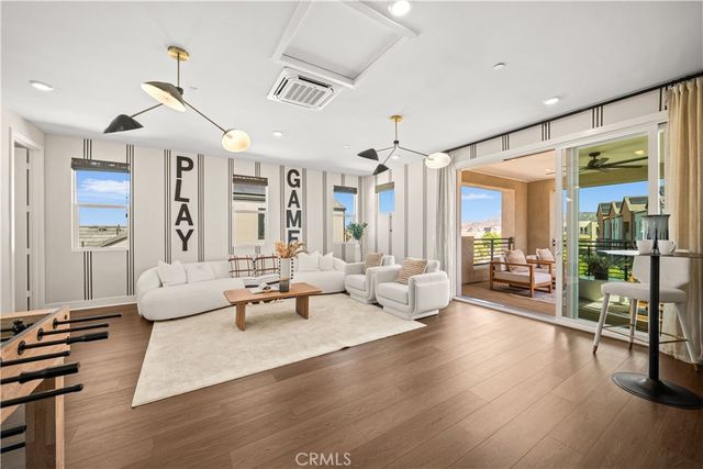 187 Sawbuck, Irvine, CA 92618