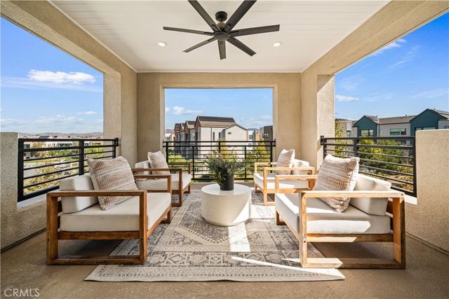 187 Sawbuck, Irvine, CA 92618