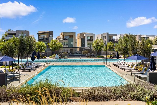 187 Sawbuck, Irvine, CA 92618