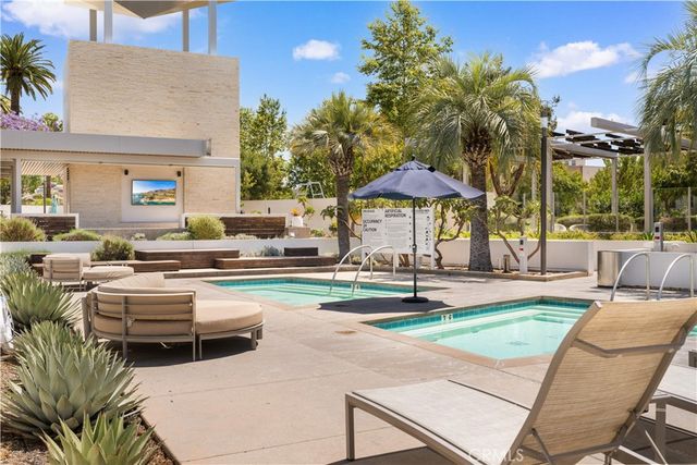 187 Sawbuck, Irvine, CA 92618