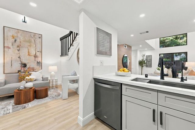 1459 Tyler Park Way, Mountain View, CA 94040