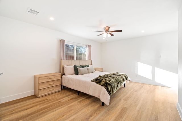 8629 Baumgarten Drive, Dallas, TX 75228