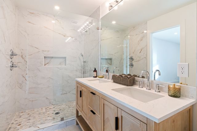 8629 Baumgarten Drive, Dallas, TX 75228