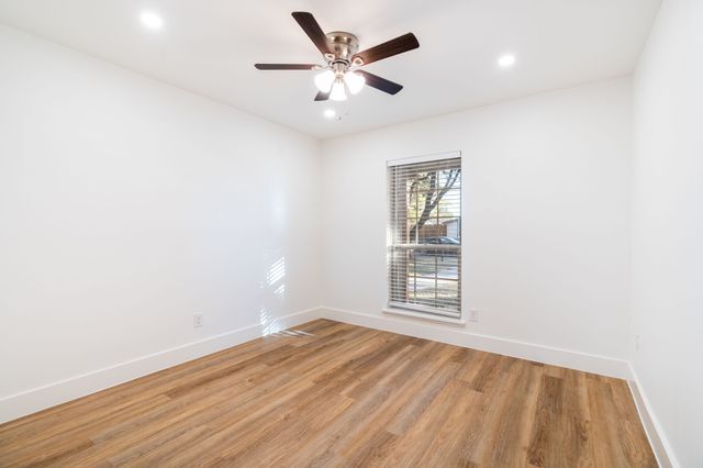 8629 Baumgarten Drive, Dallas, TX 75228