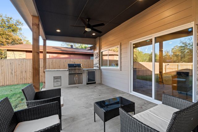 8629 Baumgarten Drive, Dallas, TX 75228