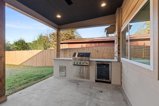 8629 Baumgarten Drive, Dallas, TX 75228