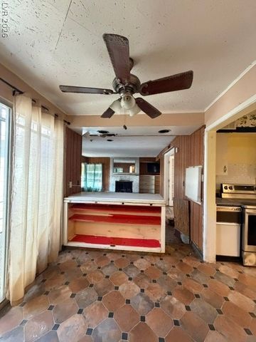 1929 Ballard Drive, Las Vegas, NV 89104