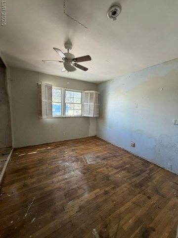 1929 Ballard Drive, Las Vegas, NV 89104