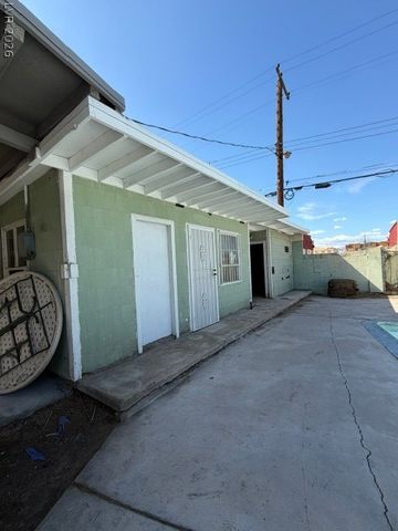 1929 Ballard Drive, Las Vegas, NV 89104