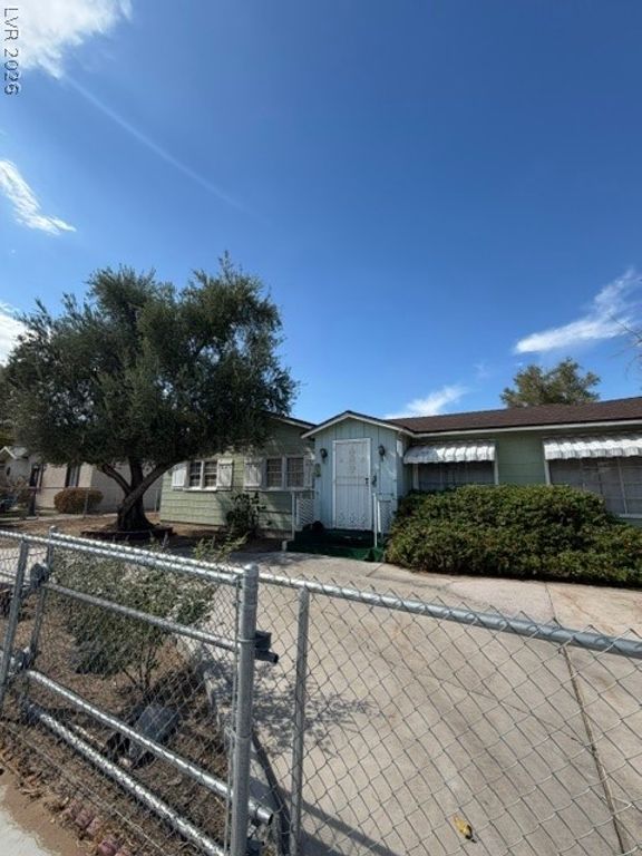 1929 Ballard Drive, Las Vegas, NV 89104 — photo 4