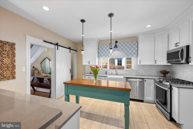 6726 25TH ST N, Arlington, VA 22213