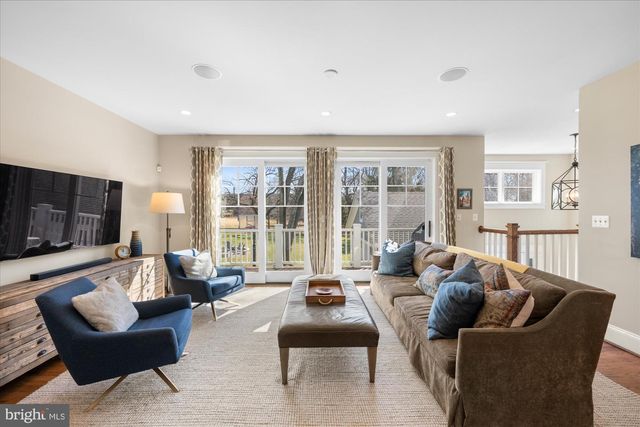 6726 25TH ST N, Arlington, VA 22213