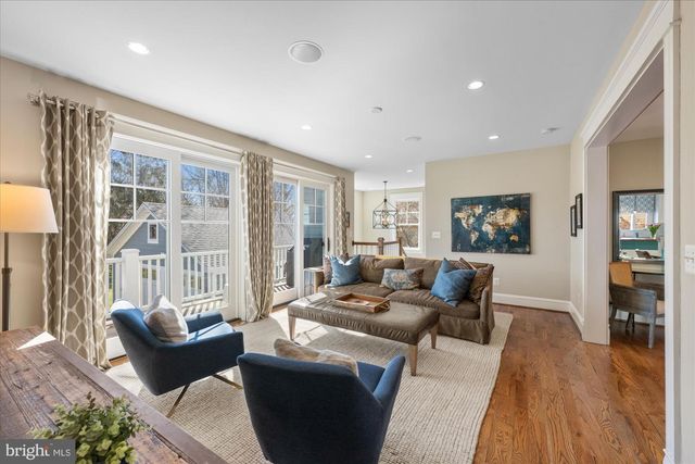 6726 25TH ST N, Arlington, VA 22213