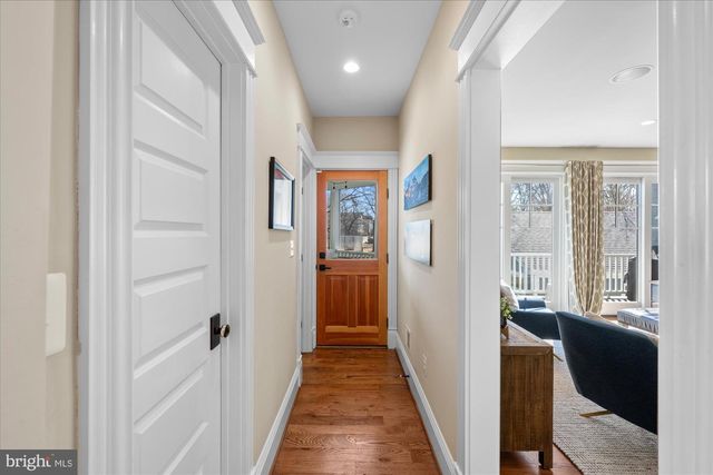 6726 25TH ST N, Arlington, VA 22213