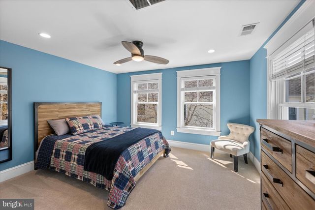 6726 25TH ST N, Arlington, VA 22213