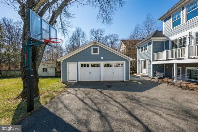 6726 25TH ST N, Arlington, VA 22213