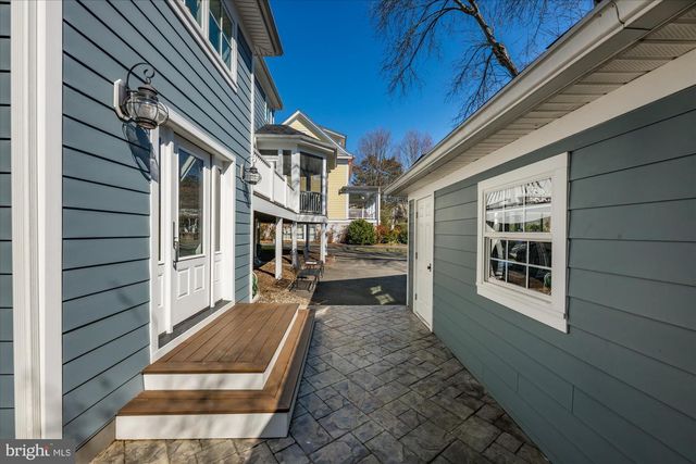 6726 25TH ST N, Arlington, VA 22213