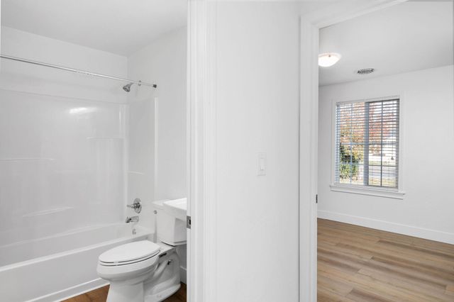 3119 Merriman Road, Medford, OR 97501