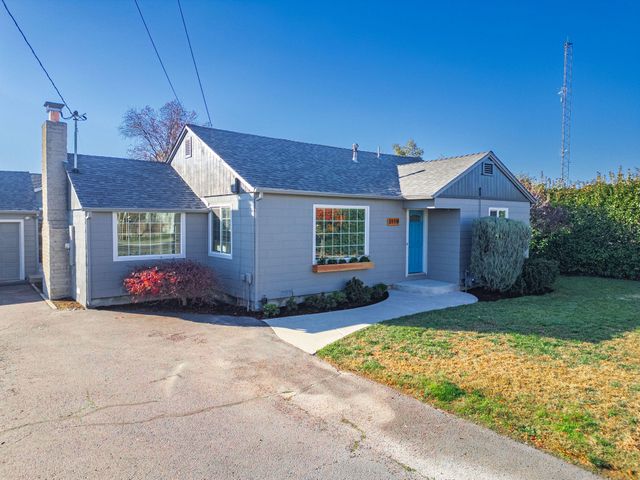 3119 Merriman Road, Medford, OR 97501