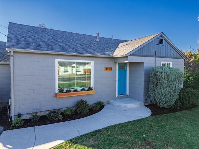 3119 Merriman Road, Medford, OR 97501