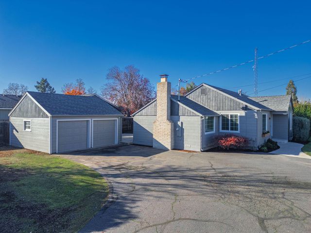 3119 Merriman Road, Medford, OR 97501