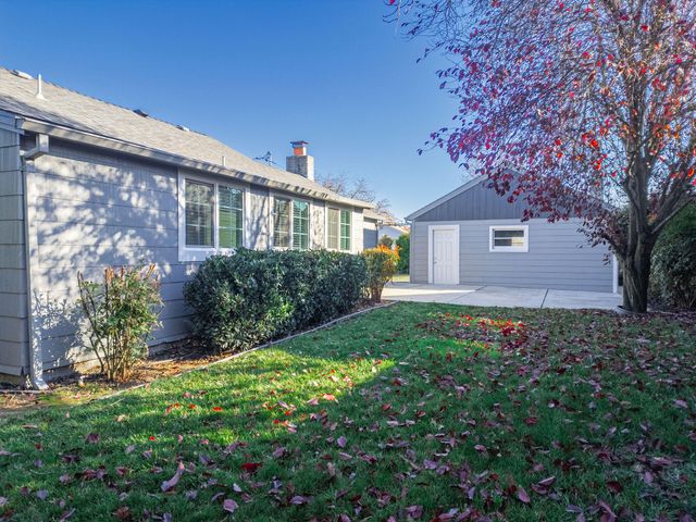 3119 Merriman Road, Medford, OR 97501