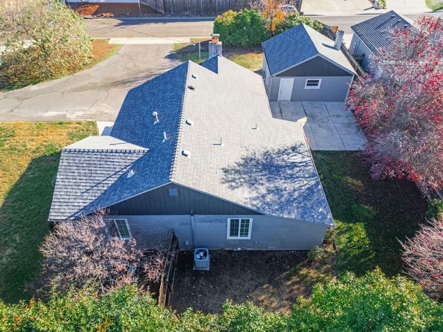 3119 Merriman Road, Medford, OR 97501