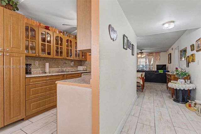 2649 NW 48th Terrace 237, Lauderdale Lakes, FL 33313