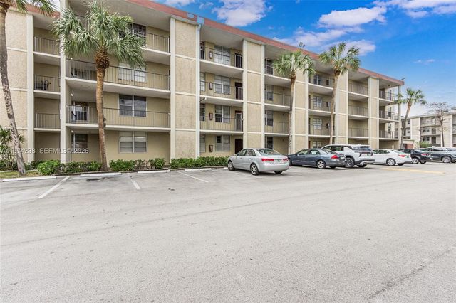 2649 NW 48th Terrace 237, Lauderdale Lakes, FL 33313