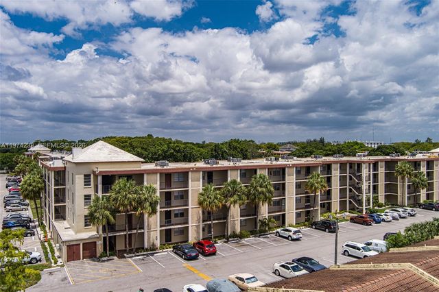 2649 NW 48th Terrace 237, Lauderdale Lakes, FL 33313