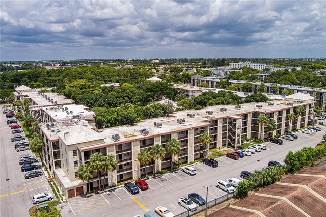 2649 NW 48th Terrace 237, Lauderdale Lakes, FL 33313