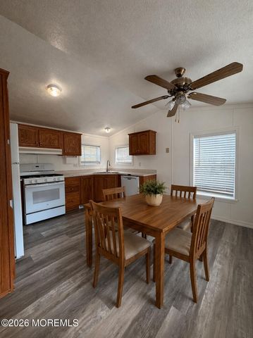 112 Woodside Road, New Egypt, NJ 08533