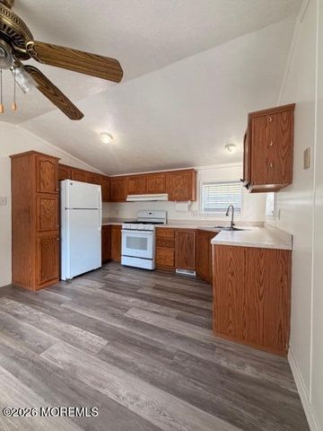 112 Woodside Road, New Egypt, NJ 08533