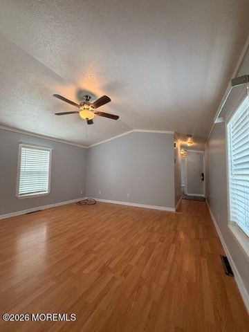 112 Woodside Road, New Egypt, NJ 08533