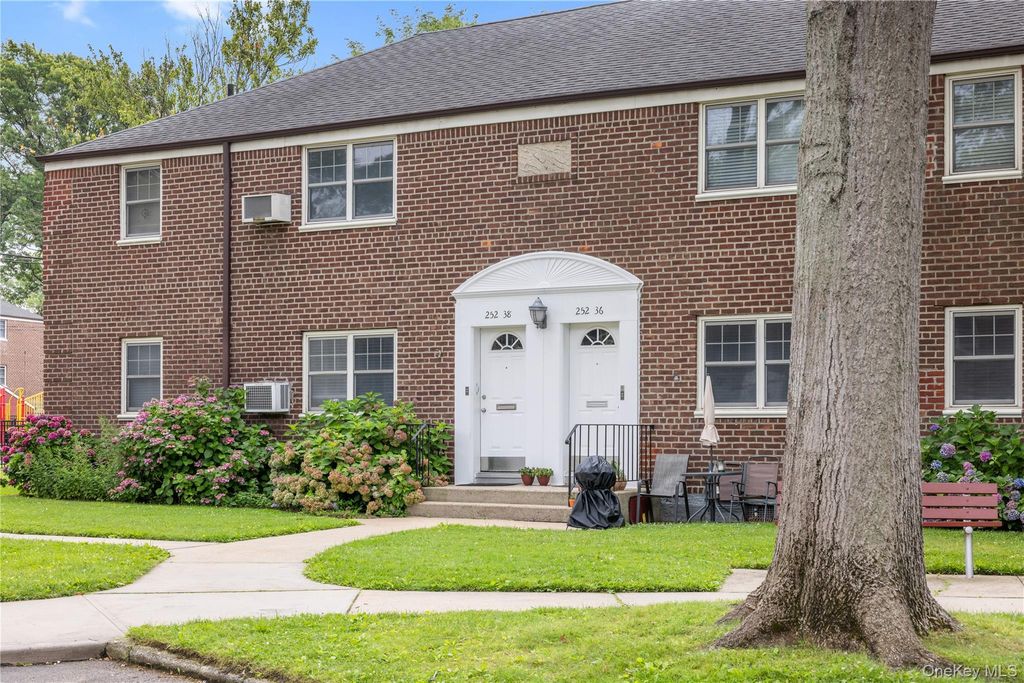 252-38 60th Avenue L #591, Little Neck, NY 11362 — exterior