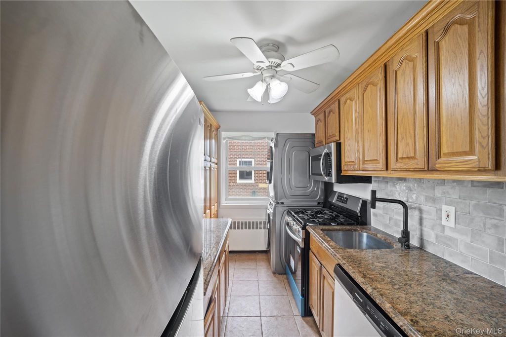 252-38 60th Avenue L #591, Little Neck, NY 11362 — photo 3