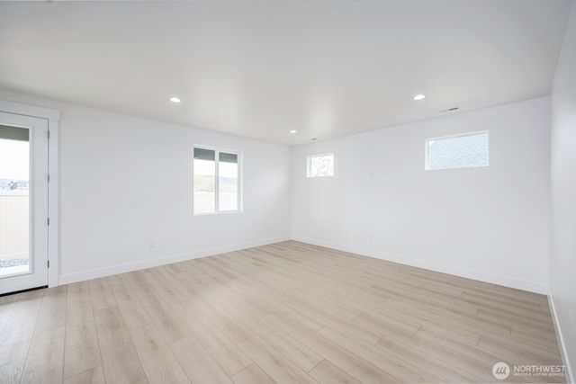 915 Ivy Street NE, Ephrata, WA 98823