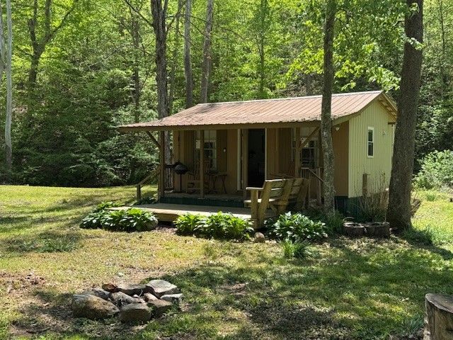 6223 Bell Branch Trl, Nunnelly, TN 37137
