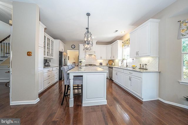 3149 FOX DR, Chalfont, PA 18914