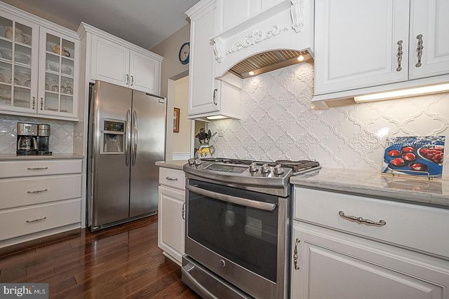 3149 FOX DR, Chalfont, PA 18914