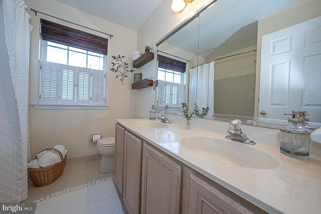 3149 FOX DR, Chalfont, PA 18914