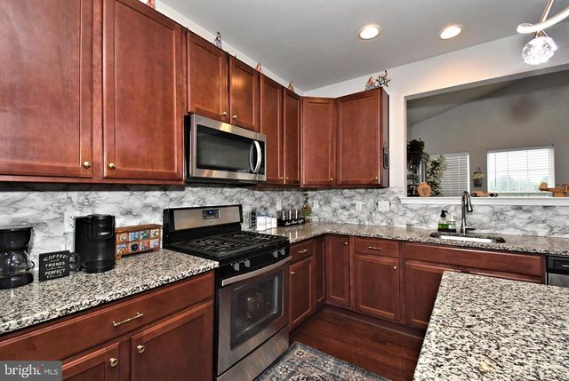 245 SUMNER CT, Harleysville, PA 19438