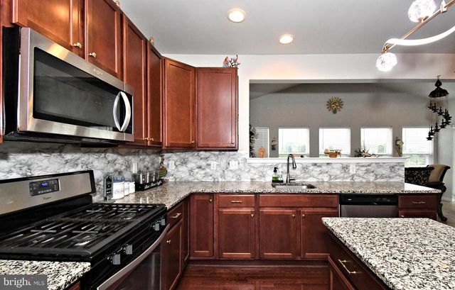 245 SUMNER CT, Harleysville, PA 19438