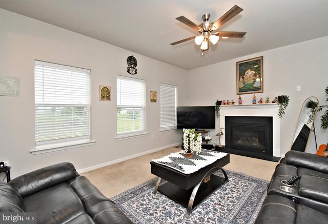 245 SUMNER CT, Harleysville, PA 19438